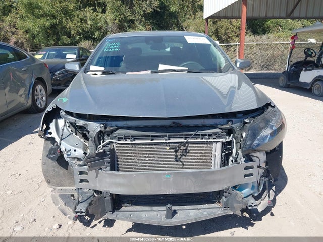 1G1ZD5ST1RF107061 Chevrolet lfv