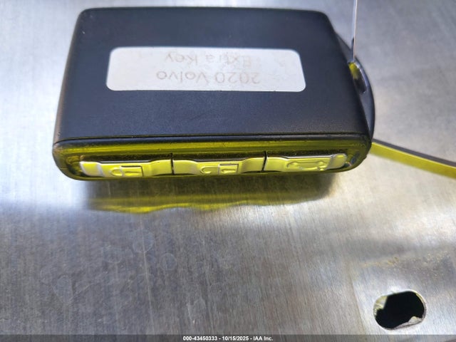 43450333 :رقم المزاد ، YV1102EK0L2352850 vin ، 2020 Volvo V60 T5 Momentum مزاد بيع