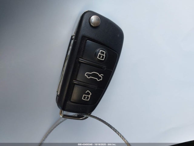 2018 AUDI A3 WAUB8GFF9J1045193 Photo 10