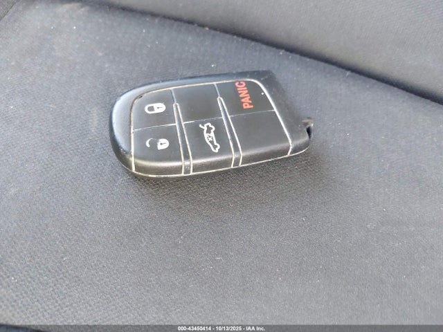 Chrysler 2015 2015 1C3CCCAG1FN525442 Image 11