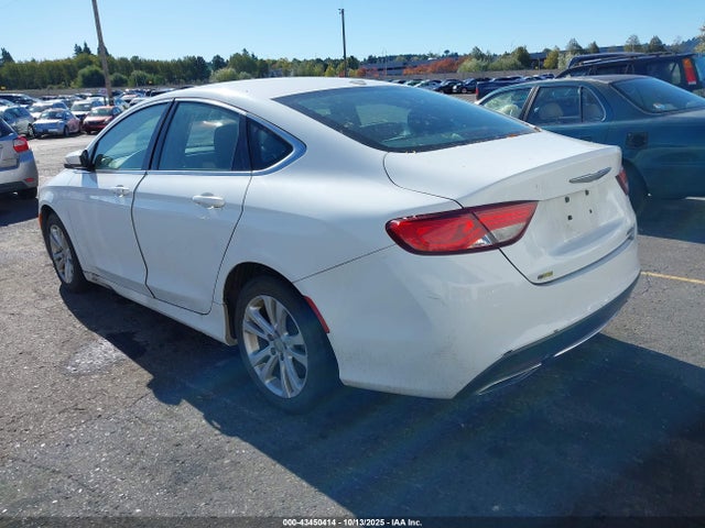 Chrysler 2015 2015 1C3CCCAG1FN525442 Image 3