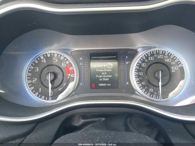 Chrysler 2015 2015 1C3CCCAG1FN525442 Image 7
