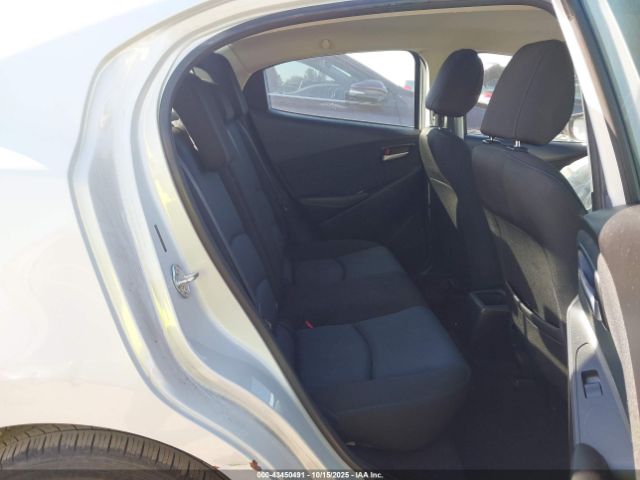 2019 TOYOTA YARIS 3MYDLBYV1KY514261 Photo 7