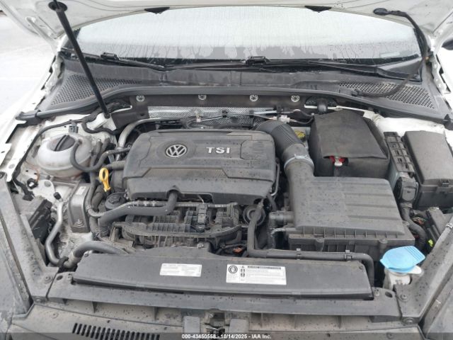 2017 VOLKSWAGEN GOLF GTI 3VW447AU3HM010429 Photo 9