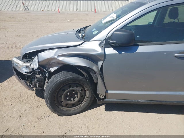 Dodge Journey 2018 3C4PDCAB2JT253877 Image 17