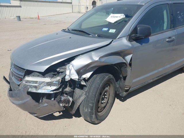 Dodge Journey 2018 3C4PDCAB2JT253877 Image 2