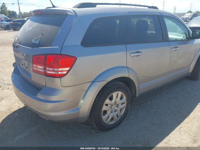 Dodge Journey 2018 3C4PDCAB2JT253877 Image 4