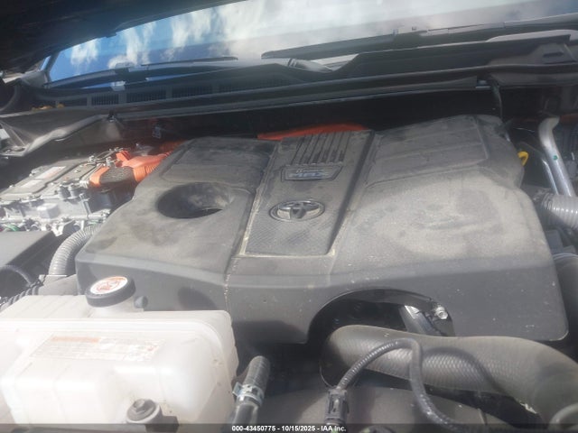 Toyota Sequoia Platinum 2024 7SVAAABA9RX043632 Image 10