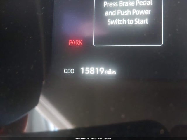 Toyota Sequoia Platinum 2024 7SVAAABA9RX043632 Image 15