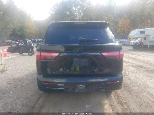 Toyota Sequoia Platinum 2024 7SVAAABA9RX043632 Image 16