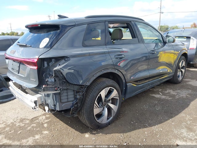 2025 AUDI Q6 E-TRON WA124BGFXSA026390 Photo 3
