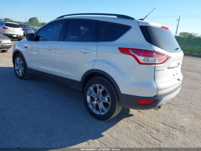 2016 FORD ESCAPE 1FMCU0GX3GUB57444 Photo 2