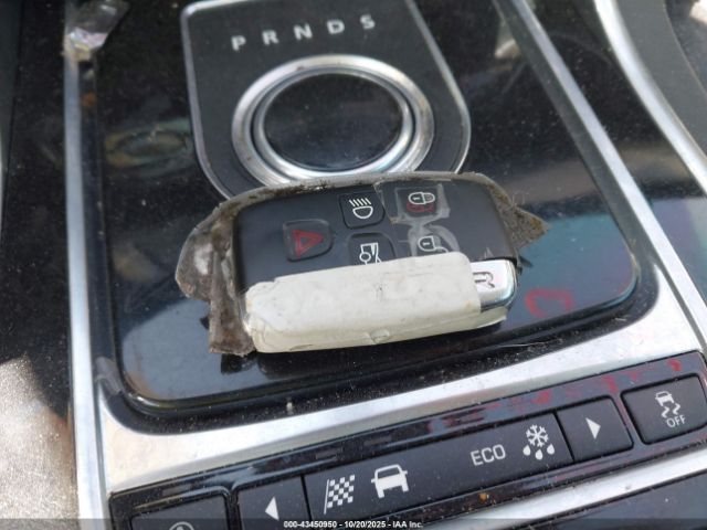 2017 JAGUAR XF SAJBE4BV5HCY34853 Photo 10