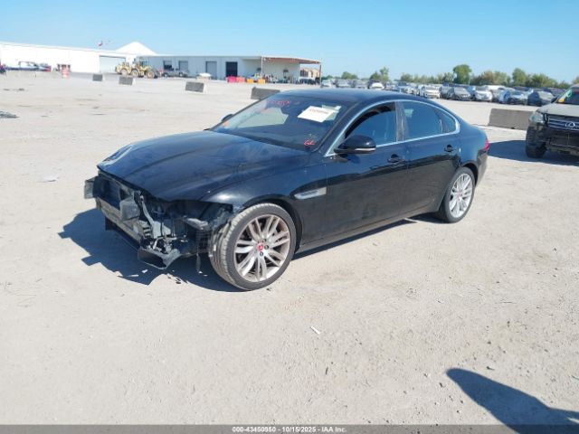 2017 JAGUAR XF SAJBE4BV5HCY34853 Photo 1