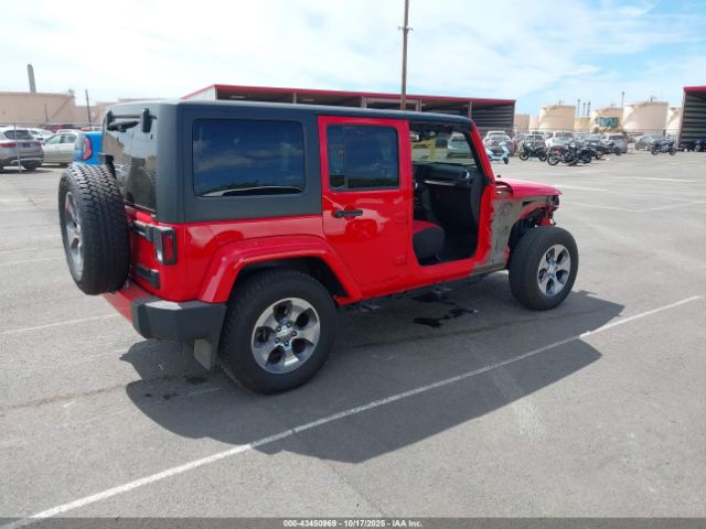 2018 JEEP WRANGLER JK UNLIMITED 1C4BJWEGXJL937520 Photo 3
