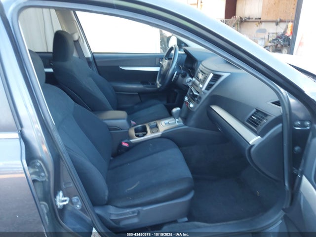 43450978 :رقم المزاد ، 4S4BRCGC3D3298009 vin ، 2013 Subaru Outback 2.5i Premium مزاد بيع