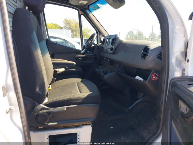 2021 MERCEDES-BENZ SPRINTER 1500 W1Y70BGY4MT064452 Photo 4