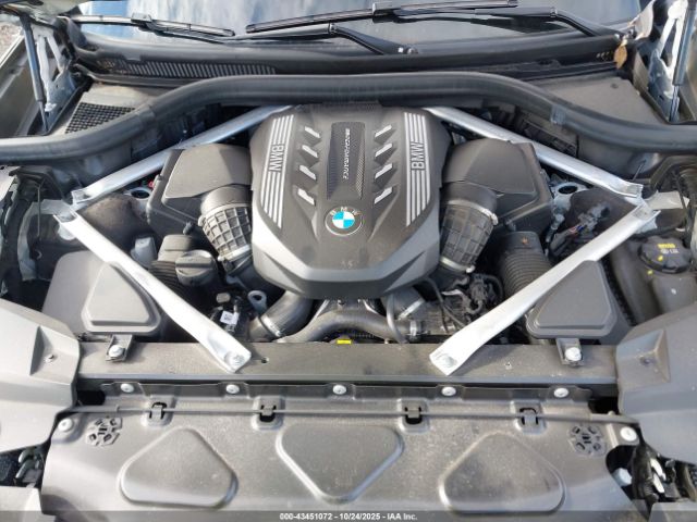 2022 BMW X7 5UXCX6C08N9K31043 Photo 9