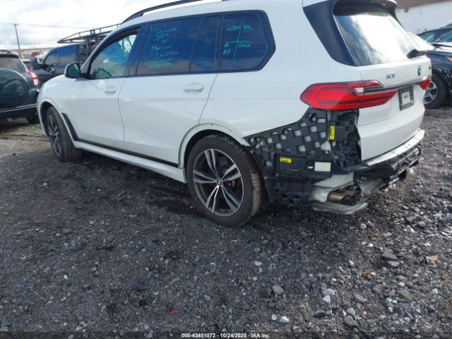2022 BMW X7 5UXCX6C08N9K31043 Photo 2