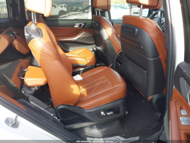 2022 BMW X7 5UXCX6C08N9K31043 Photo 7