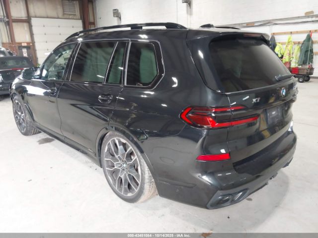 2024 BMW X7 5UX33EM05R9T18568 Photo 2