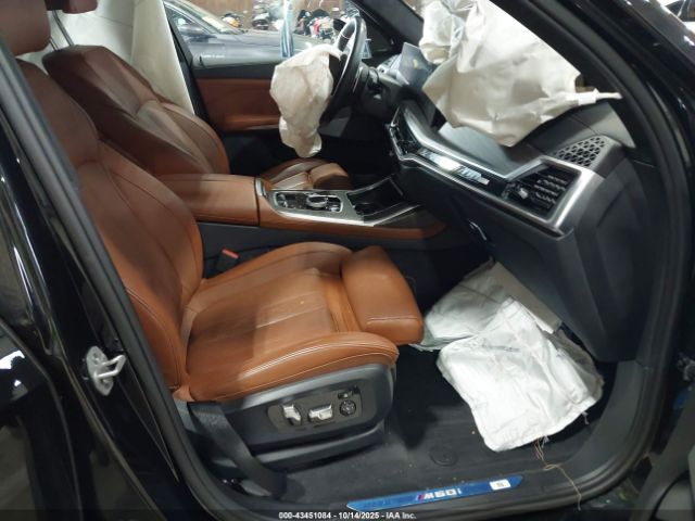 2024 BMW X7 5UX33EM05R9T18568 Photo 4