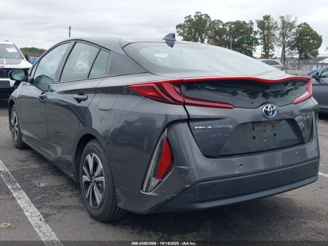 2017 TOYOTA PRIUS PRIME JTDKARFP4H3057326 Photo 2