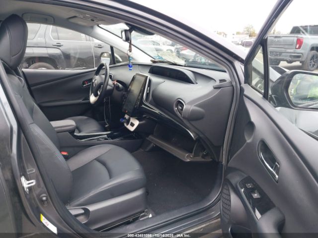 2017 TOYOTA PRIUS PRIME JTDKARFP4H3057326 Photo 4
