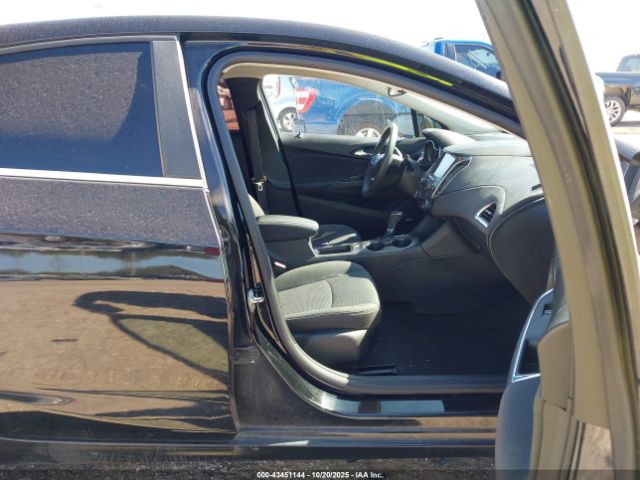 2017 CHEVROLET CRUZE 3G1BE6SM8HS617124 Photo 4