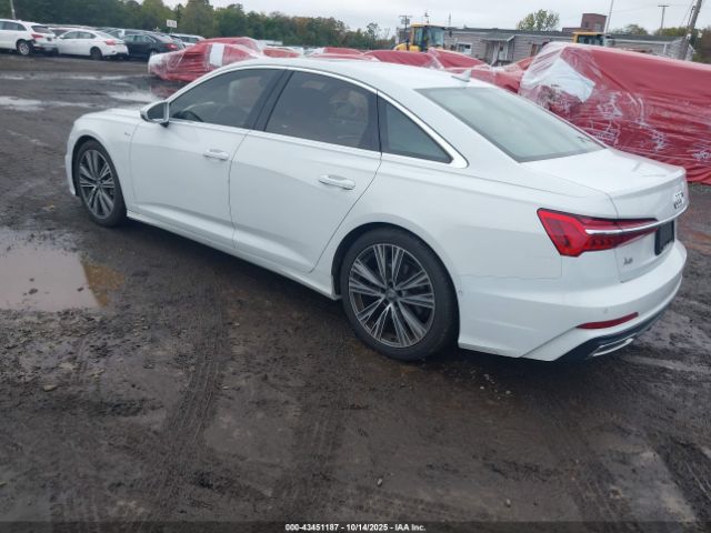 2019 AUDI A6 WAUL2AF23KN065515 Photo 2