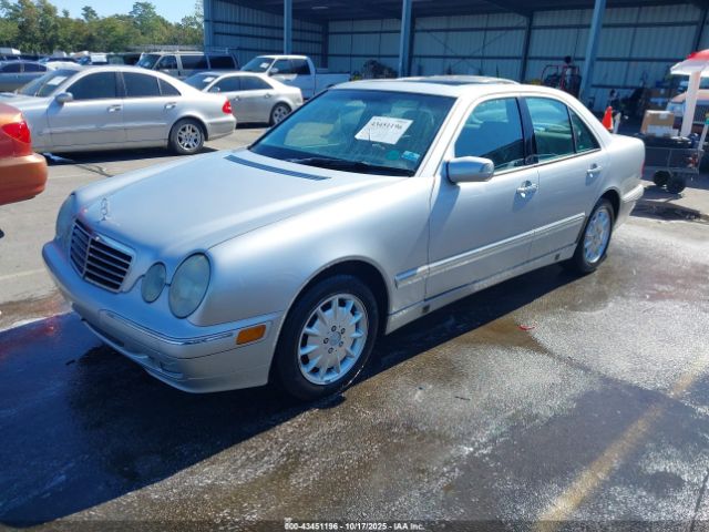 2000 MERCEDES-BENZ E 320 WDBJF82J1YX035087 Photo 1