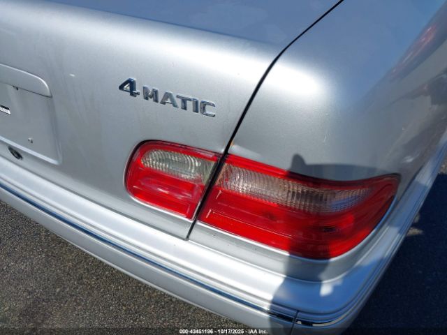 2000 MERCEDES-BENZ E 320 WDBJF82J1YX035087 Photo 5