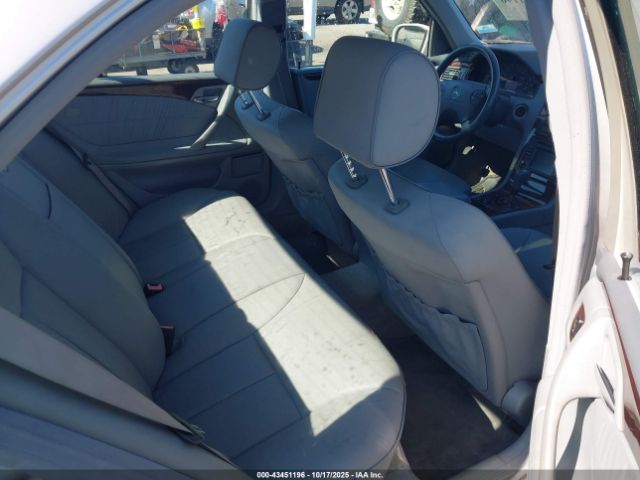 2000 MERCEDES-BENZ E 320 WDBJF82J1YX035087 Photo 7