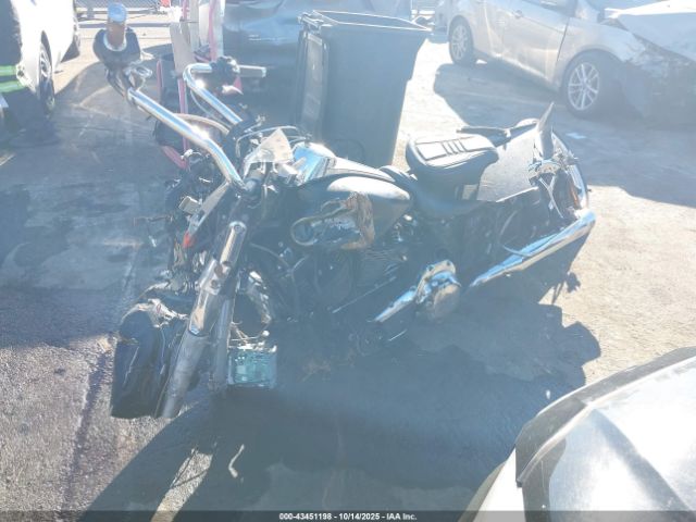 2013 HARLEY-DAVIDSON FLHX 1HD1KBM1XDB680818 Photo 1