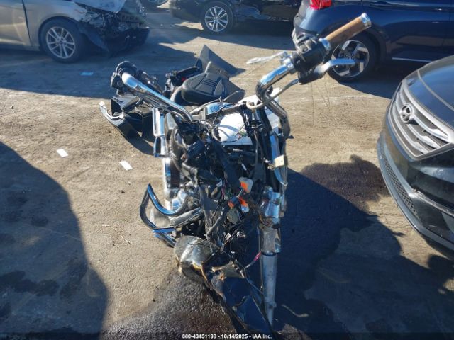 2013 HARLEY-DAVIDSON FLHX 1HD1KBM1XDB680818 Photo 4