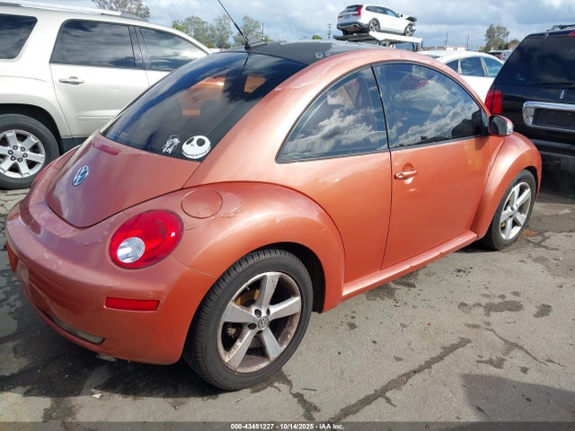 Продаж на аукціоні авто 2010 Volkswagen New Beetle 2.5l Red Rock Edition, vin: 3VWRG3AG9AM023434, номер лоту: 43451227