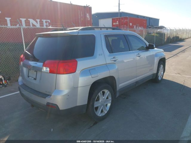 2010 GMC TERRAIN 2CTFLGEW1A6376923 Photo 3
