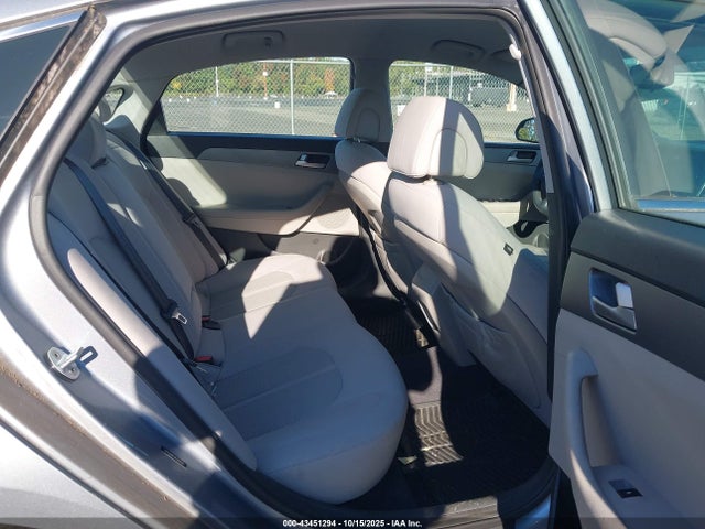 2016 Hyundai Sonata Se მანქანა იყიდება აუქციონზე, vin: 5NPE24AF5GH369928, აუქციონის ნომერი: 43451294