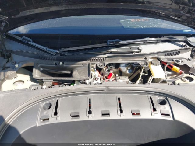 2024 TESLA MODEL 3 5YJ3E1EA7RF724708 Photo 9