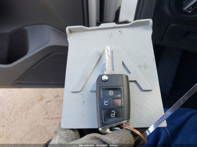 2020 VOLKSWAGEN TIGUAN 3VV2B7AX2LM006165 Photo 10