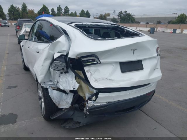 2022 TESLA MODEL Y 7SAYGDEE3NF388511 Photo 5