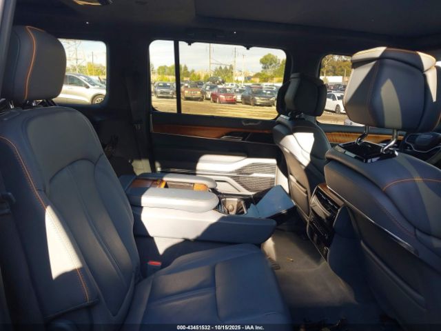 2022 JEEP GRAND WAGONEER 1C4SJVFJ6NS144439 Photo 7