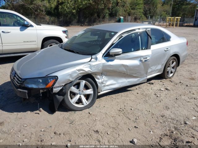 2015 VOLKSWAGEN PASSAT 1VWAS7A31FC083006 Photo 1