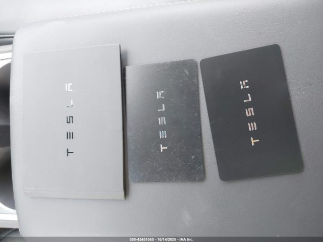 2024 TESLA MODEL Y 7SAYGDEE5RF031353 Photo 10