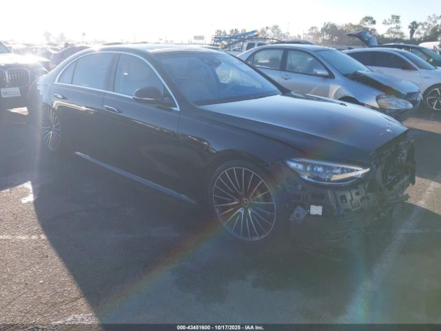 2022 MERCEDES-BENZ S 500 W1K6G6DB2NA141339