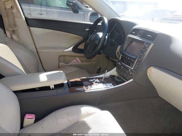 2011 LEXUS IS 350 JTHBE5C29B5026072 Photo 4