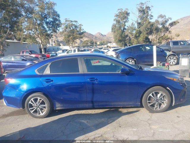3KPF24AD4NE434949 KIA Forte Lxs