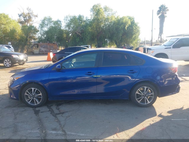 3KPF24AD4NE434949 KIA Forte Lxs