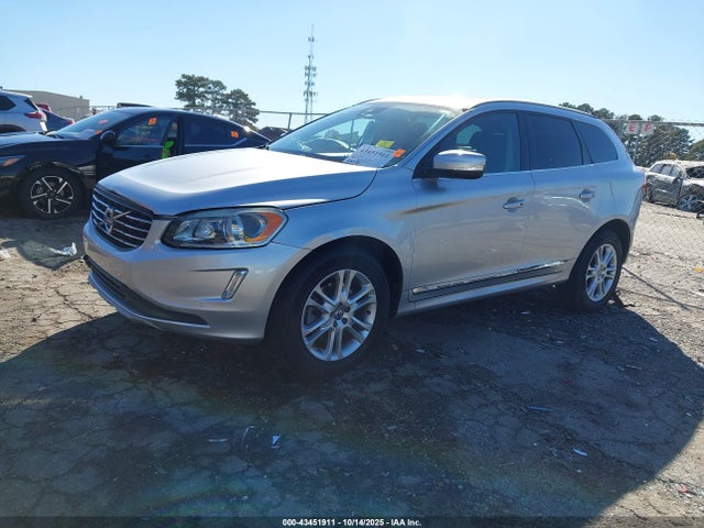 2016 VOLVO XC60 YV440MDK5G2907777 Photo 1