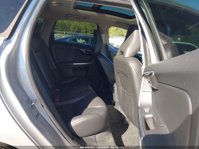 2016 VOLVO XC60 YV440MDK5G2907777 Photo 7